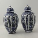 929 8078 VASES AND COVERS